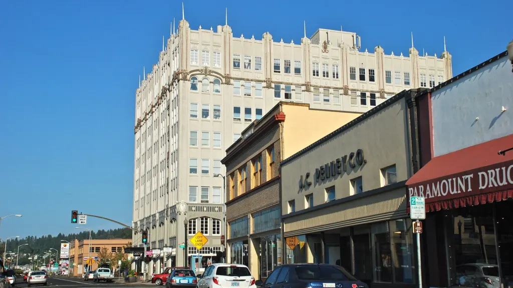 Commercial Street in downtown Astoria, Oregon, with the former Hotel Astoria